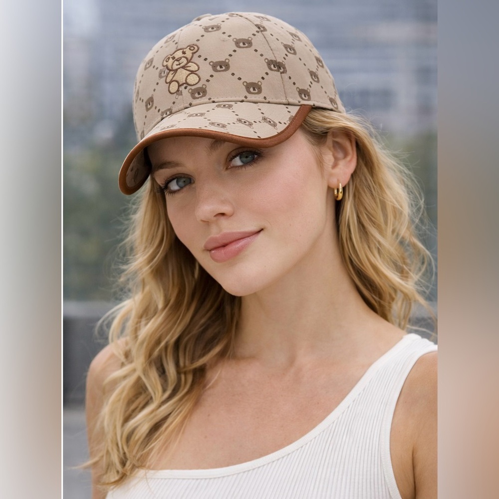 🧸 NWOT! Embroidered Bear Logo Hat